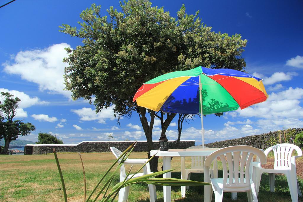 Santana Houses Rabo de Peixe Rom bilde