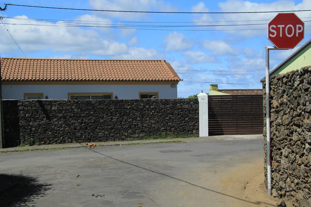 Santana Houses Rabo de Peixe Rom bilde
