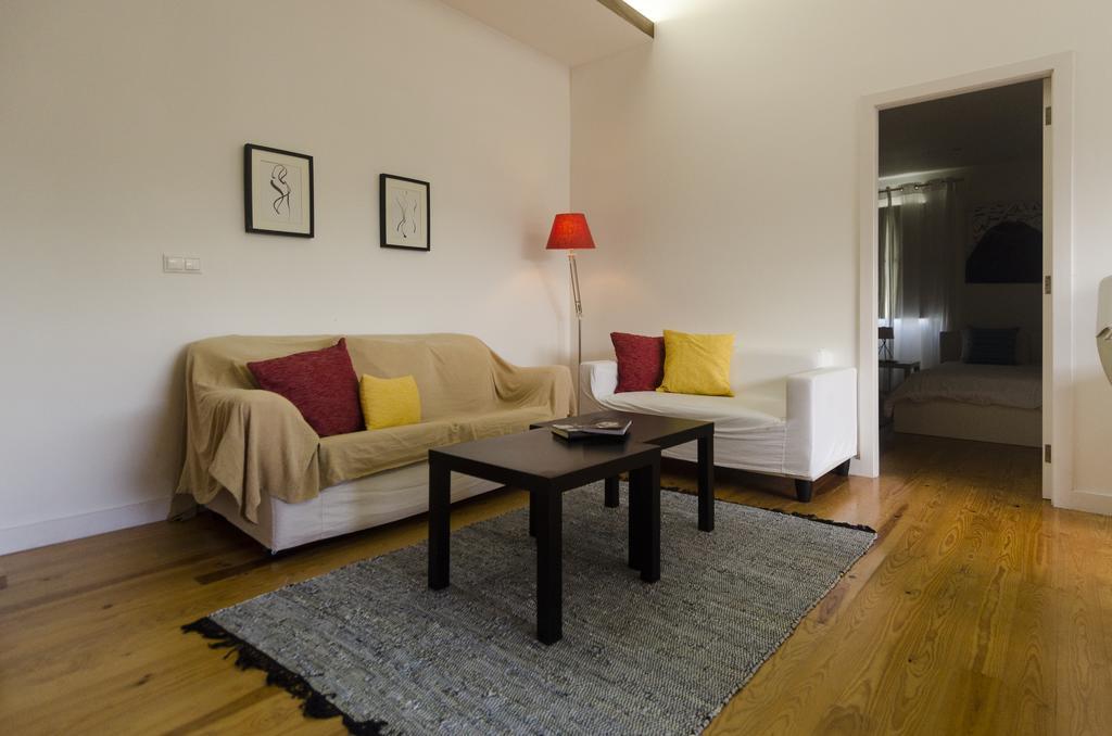 Santana Houses Rabo de Peixe Rom bilde