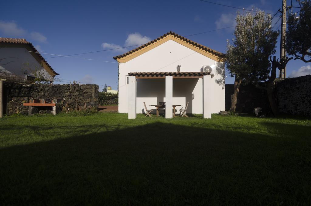 Santana Houses Rabo de Peixe Rom bilde
