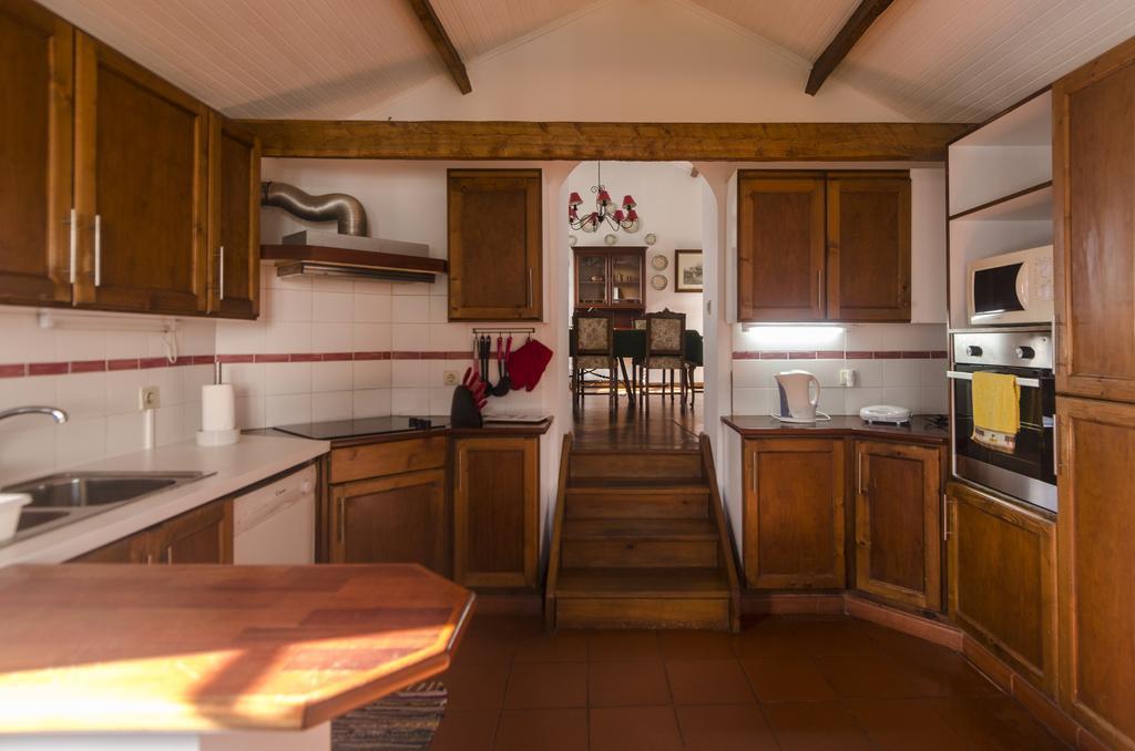 Santana Houses Rabo de Peixe Rom bilde